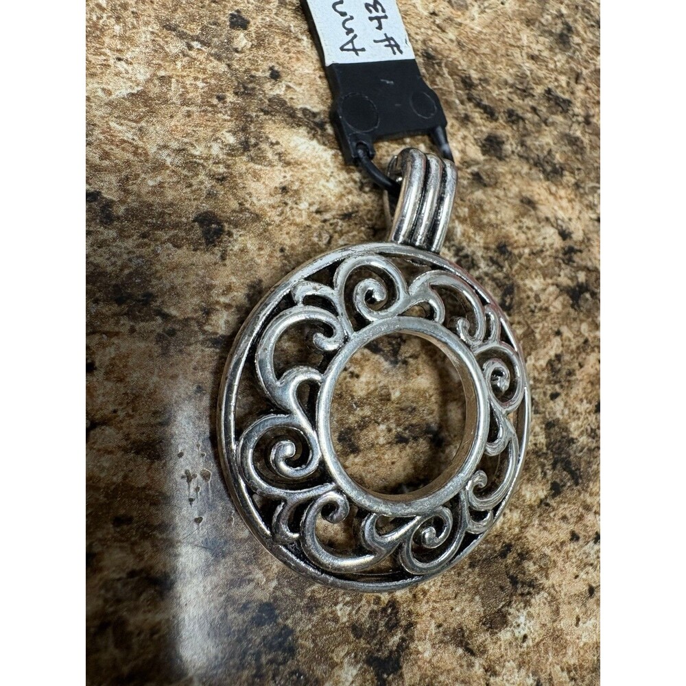 Vintage Primer Design Annette Necklace Enhancer Magnetic Clasp Silver Tone